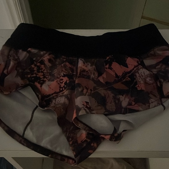 lulu - Picture 1 of 1